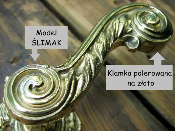 Duża mosiężna klamka do drzwi