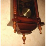 Mechaniczny wiszacy zegar szafkowy (11005 W)