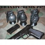 Granat M 69 z Wietnamu metalowy+zapalniczka (734) Denix