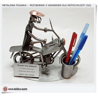 Figurka z metaloplastyki motor