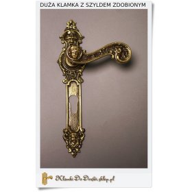 Duża klamka zdobiona z szyldem na wkładkę (Patyna- Poler)