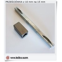 mosiężne klamki do starych drzwi