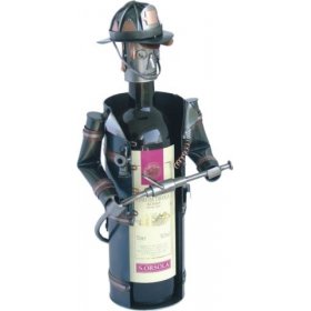 Figurka stojak do butelki dla strażaka