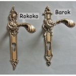 Mosiężna klamka Rokoko z szyldem na patent (Patyna- Poler)