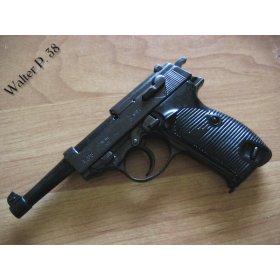 NIEMIECKI samopowtarzalny PISTOLET Walther P. 38 (1081)