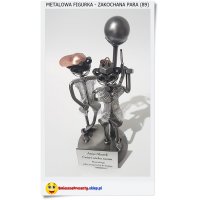 Metaloplastyka metalowa figurka z grawerem