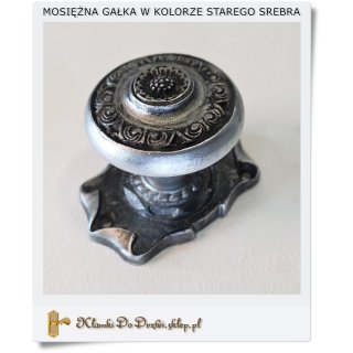 Duża srebrna gałka 
